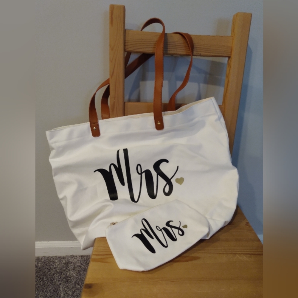 Mrs and Matron of Honor Tote Bags